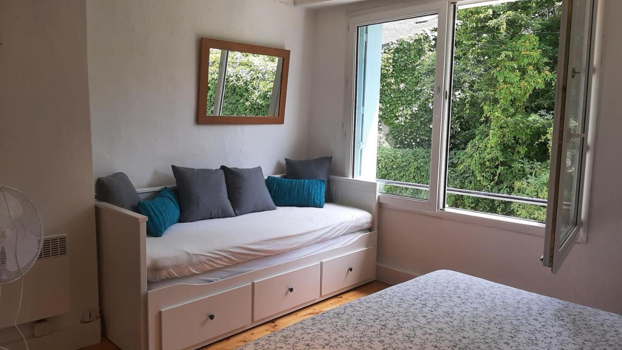 Maison En Ville Avec Terrasse Ensoleillee Et Wi-Fi Magnac-Laval ภายนอก รูปภาพ